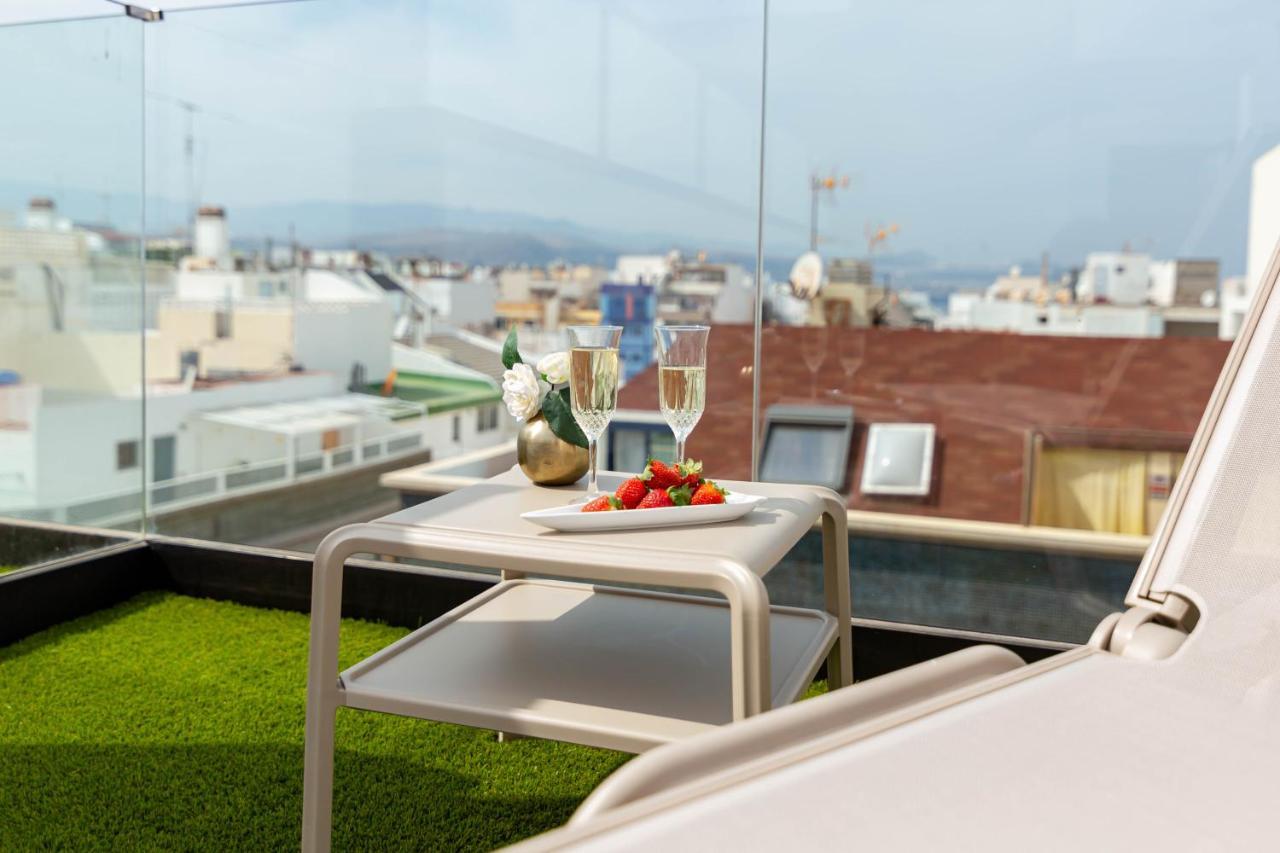 Luxury Penthouse With Jacuzzi La Strada Appartement *